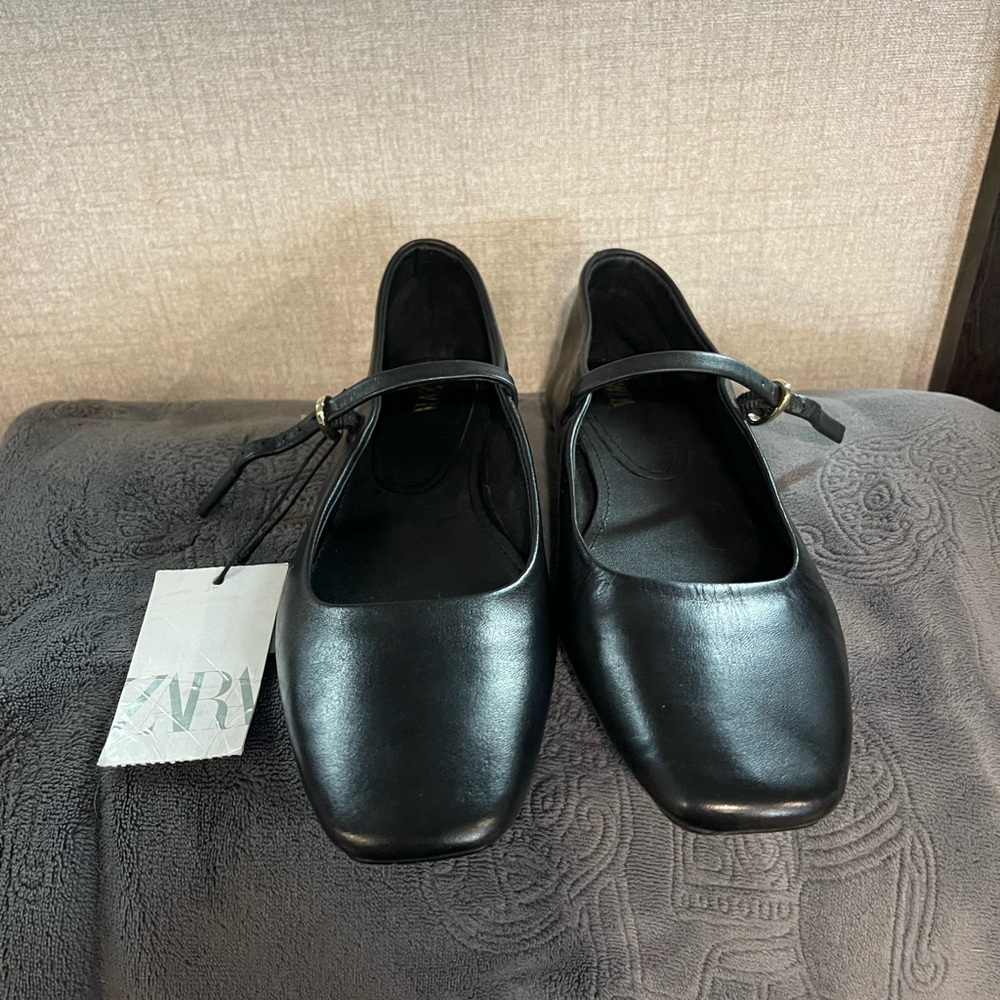 Zara Women's Black Mary Jane Shoes